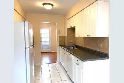 811 Hibbard Road #B, Wilmette, IL 60091 - Photo 2