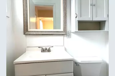 811 Hibbard Road #B, Wilmette, IL 60091 - Photo 10