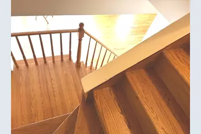 811 Hibbard Road #B, Wilmette, IL 60091 - Photo 8