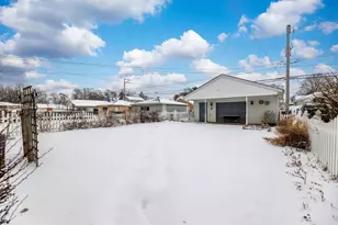 10831 S Kedzie Ave, Chicago, IL 60655 - Photo 22