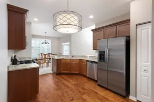 2629 Camberley Cir, Naperville, IL 60564 - Photo 8
