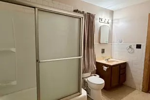 3517 N Henderson Rd, Freeport, IL 61032 - Photo 10