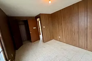 3517 N Henderson Rd, Freeport, IL 61032 - Photo 16