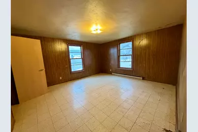 3517 N Henderson Road, Freeport, IL 61032 - Photo 18