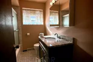 15201 Sunset Dr, Dolton, IL 60419 - Photo 12