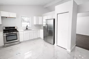 1904 Joppa Ave, Zion, IL 60099 - Photo 2