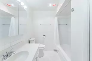 415 Wesley Ave, Oak Park, IL 60302 - Photo 10