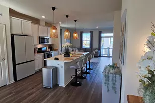 2227 Glacier St, Mundelein, IL 60060 - Photo 8