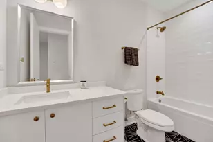 4024 N Lincoln Ave, Chicago, IL 60618 - Photo 24