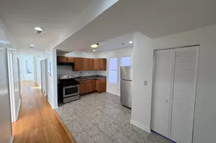 1322 W 57th Street W, Chicago, IL 60636 - Photo 4
