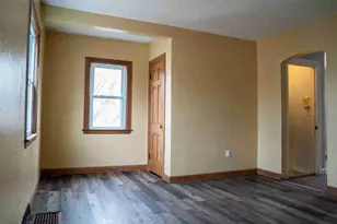 3105 9 1/2 St, Rock Island, IL 61201 - Photo 2