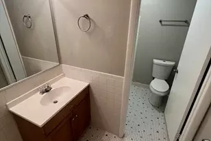 [Address not provided], Willowbrook, IL 60527 - Photo 4