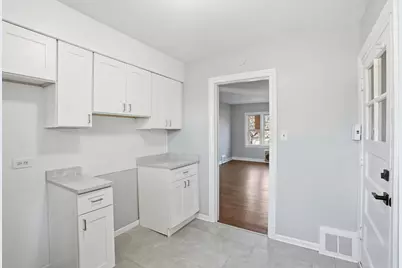 6550 N Ridge Boulevard #2, Chicago, IL 60626 - Photo 14