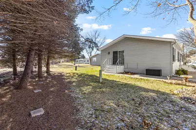 404 E Wood Lane, Belvidere, IL 61008 - Photo 4