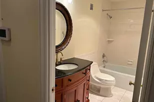 1 Oak Brook Club Dr, Oak Brook, IL 60523 - Photo 20