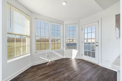 715 Four Seasons Boulevard, Aurora, IL 60504 - Photo 10