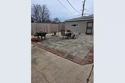 5317 S Hamilton Avenue, Chicago, IL 60609 - Photo 2