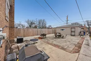 5317 S Hamilton Ave, Chicago, IL 60609 - Photo 16