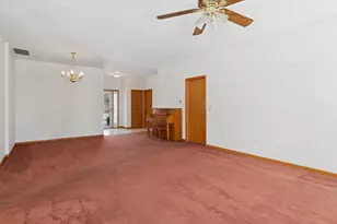 21050 W Aspen Ln, Plainfield, IL 60544 - Photo 4