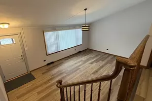 4937 W 85th Pl, Burbank, IL 60459 - Photo 4