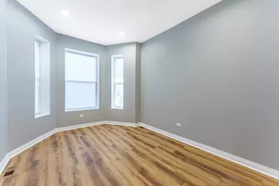 1934 S Saint Louis Avenue, Chicago, IL 60623 - Photo 2