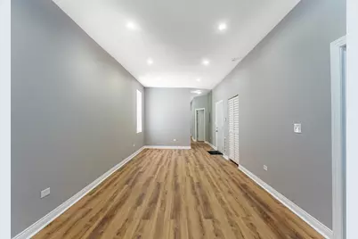 1934 S Saint Louis Avenue, Chicago, IL 60623 - Photo 18