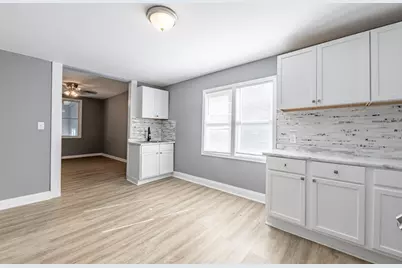 8428 S Escanaba Avenue, Chicago, IL 60617 - Photo 26