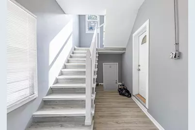 8428 S Escanaba Avenue, Chicago, IL 60617 - Photo 4