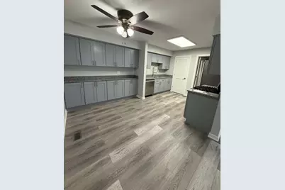 1311 Kingsbury Drive #E, Hanover Park, IL 60133 - Photo 4