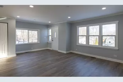 526 Grandview Drive, Round Lake Park, IL 60073 - Photo 4