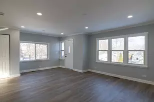 526 Grandview Dr, Round Lake Park, IL 60073 - Photo 4