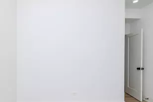 2327 S Homan St, Chicago, IL 60623 - Photo 12