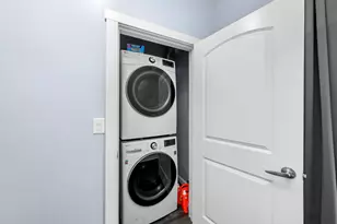 3847 N Spaulding Ave, Chicago, IL 60618 - Photo 10