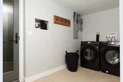 3317 N Avers Avenue, Chicago, IL 60618 - Photo 28