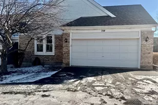 256 Haber Ct, Cary, IL 60013 - Photo 2