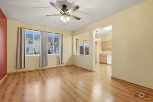 1849 N wentworth Cir, Romeoville, IL 60446 - Photo 4