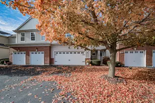 201 Dorset Ave, Oswego, IL 60543 - Photo 2