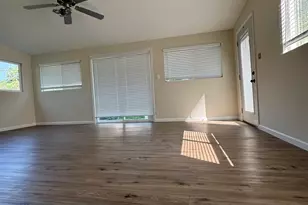 395 Surrey Ln, Crete, IL 60417 - Photo 24