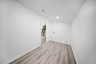 302 N Center St, Plano, IL 60545 - Photo 22