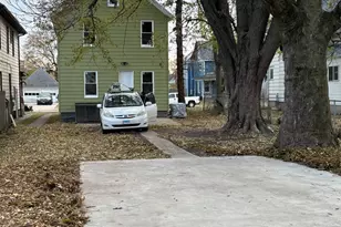 304 1/2 W 7th St, Sterling, IL 61081 - Photo 20