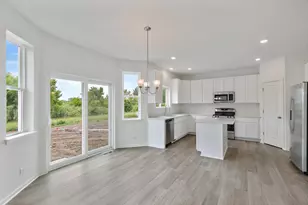 32018 Savannah Dr, Lakemoor, IL 60051 - Photo 10