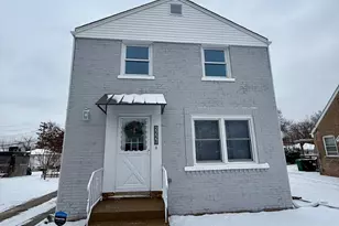 2227 S 16th Ave, Broadview, IL 60155 - Photo 2