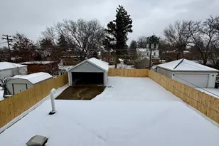 2227 S 16th Ave, Broadview, IL 60155 - Photo 4