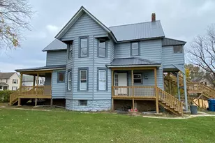 942 N Schuyler Ave, Kankakee, IL 60901 - Photo 1