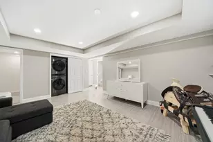 600 Seminole Trail, Lake in the Hills, IL 60156 - Photo 14