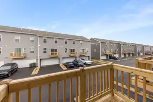 1561 Sequoia Wy, Pingree Grove, IL 60140 - Photo 10