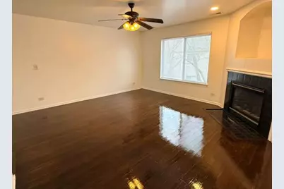 345 Abington Woods Drive, Aurora, IL 60502 - Photo 6