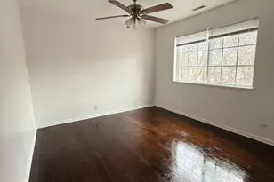 345 Abington Woods Dr, Aurora, IL 60502 - Photo 10