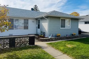 4527 W 88th Pl, Hometown, IL 60456 - Photo 2