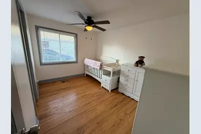 4527 W 88th Place, Hometown, IL 60456 - Photo 6